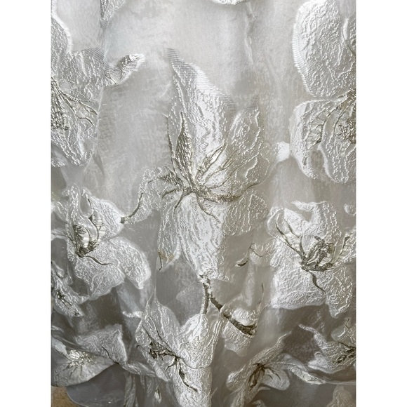 Bronx and Banco Alexia High-low Beaded Reception Gown in Ivory & Gold Medium - Picture 14 of 17